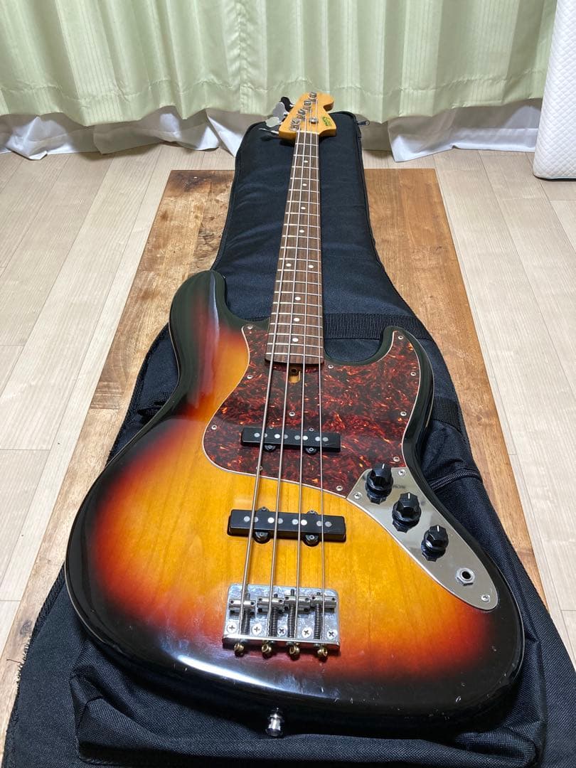 ベース moon bass sunburst