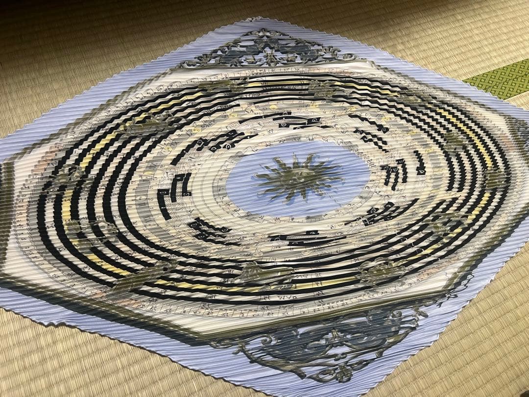 HERMES エルメス カレ DIES ET HORE 占星術　プリーツ