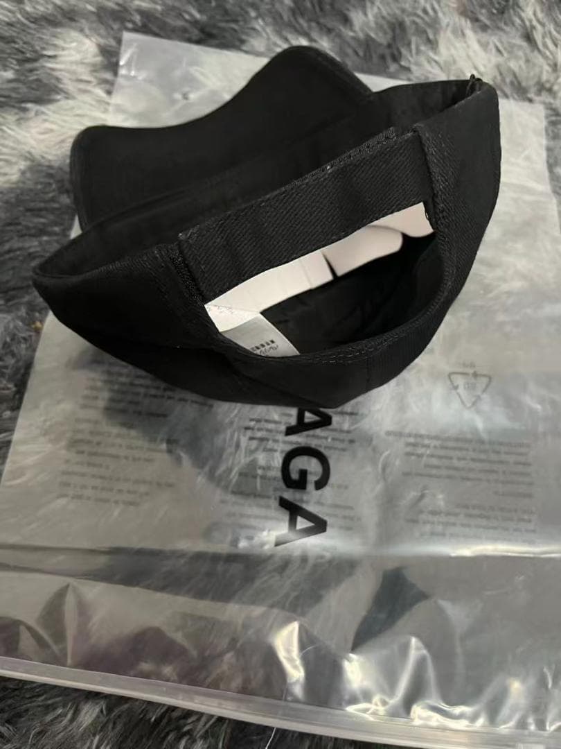 BALENCIAGAブラック ベ一スボ一ルキャツプ