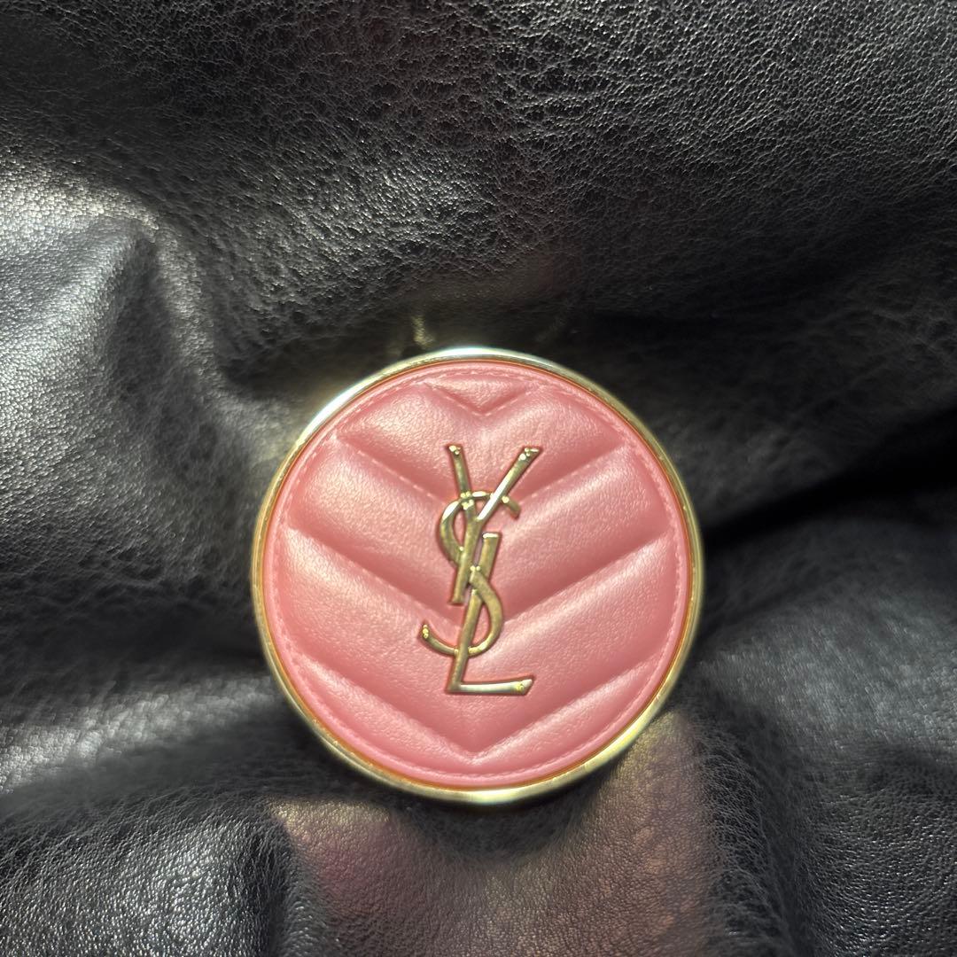 YSL メイクミーブラッシュパウダー ヌードラヴァリエール44