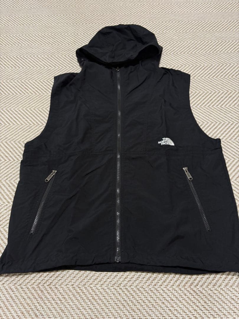 THE NORTH FACE コンパクトフーデッドベスト