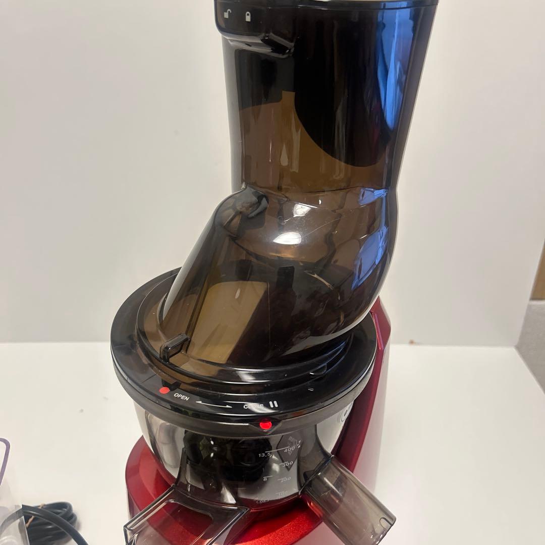 Kuvings クビンズ EVO-800 ホールスロージューサー