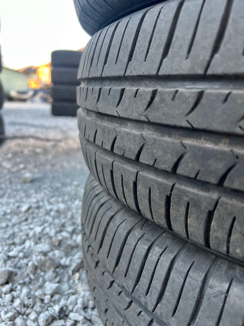 グッドイヤー　エフィシェントグリップ　エコ　175/70r14 22年製