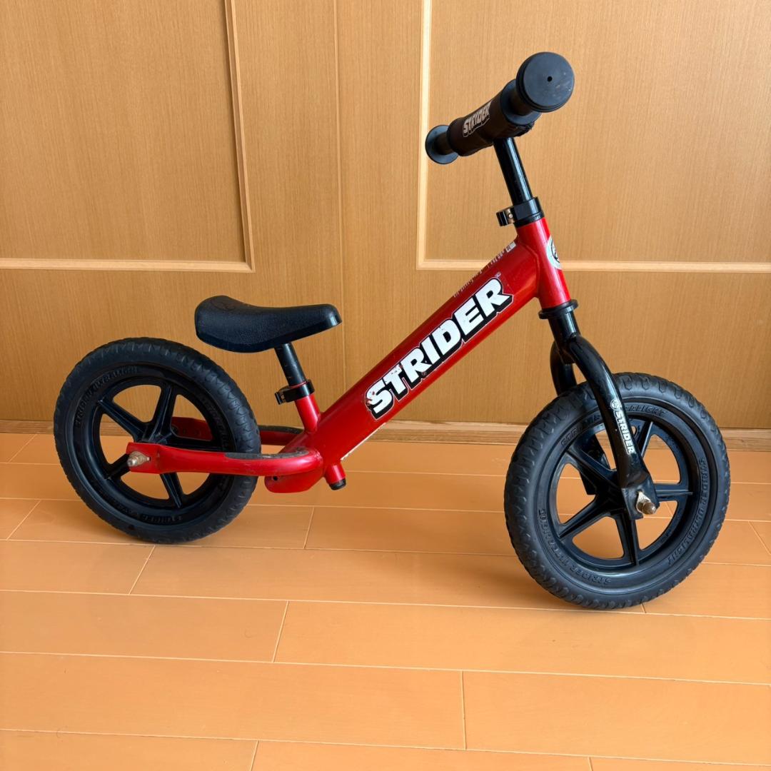 STRIDER ストライダー　CLASSIC 12レッド 送料込み