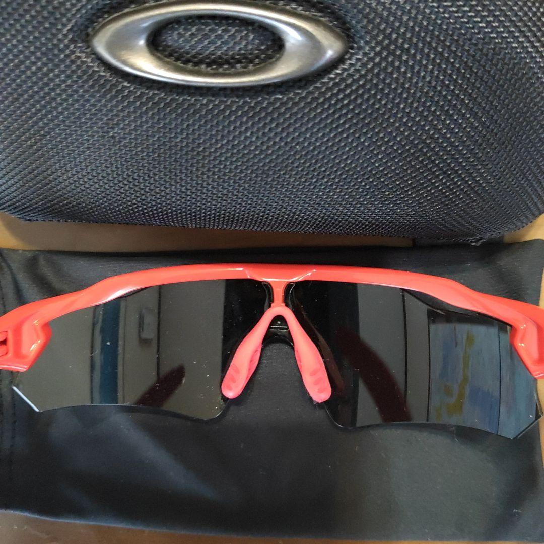 Oakley レーダー EV パス レッドフレーム