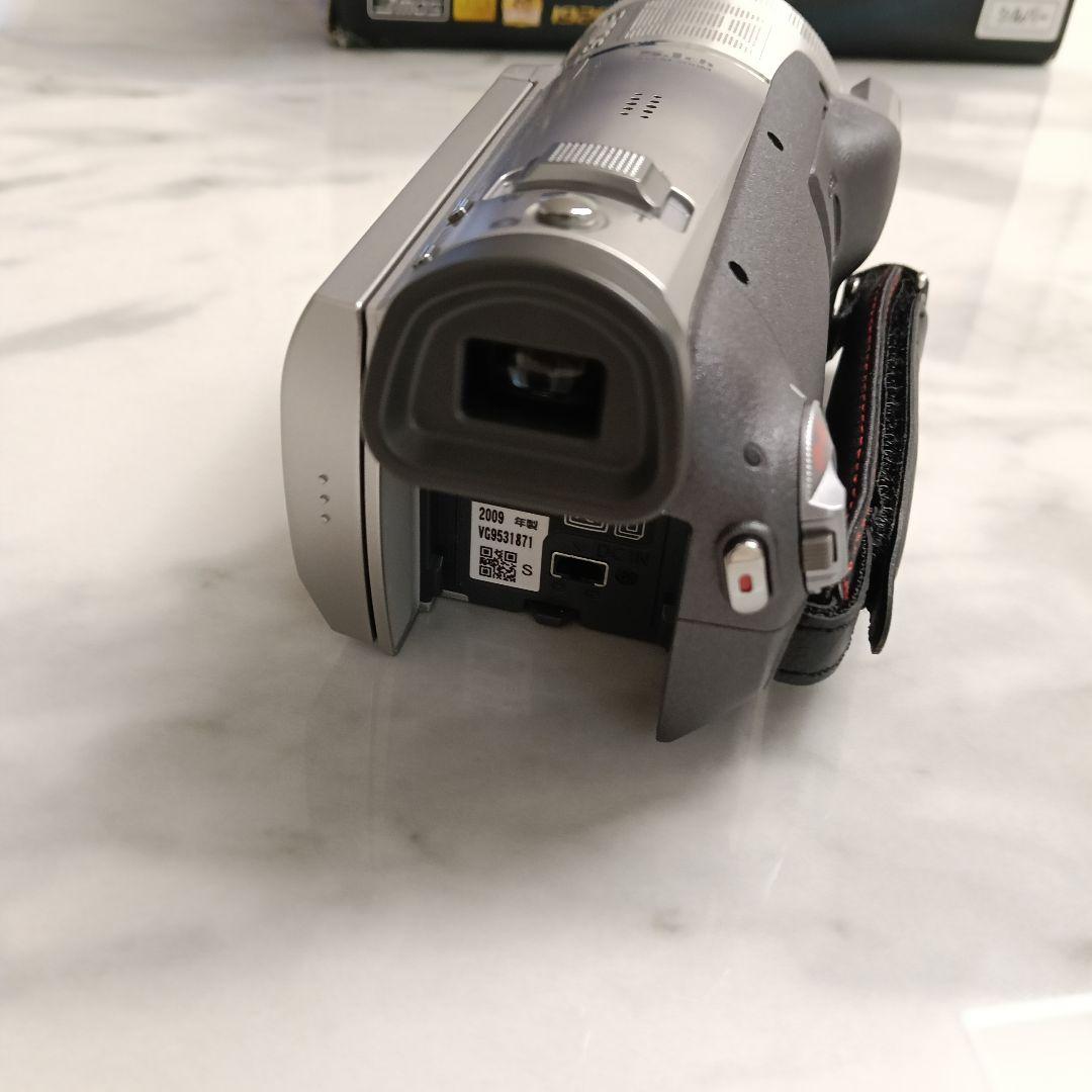 美品 Panasonic HDC-TM300 ビデオカメラ　バッテリー無