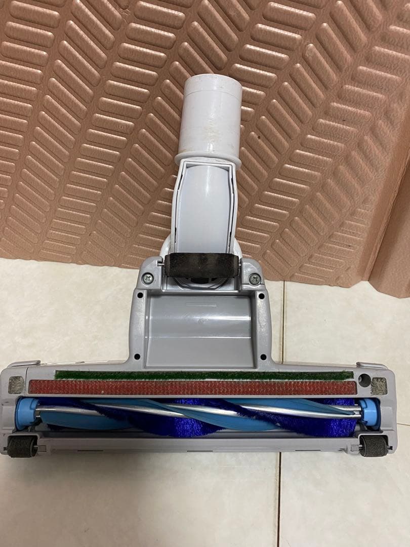 【美品】日立、軽量型❗️紙パック式掃除機(エアーノズル) CV-KV70G