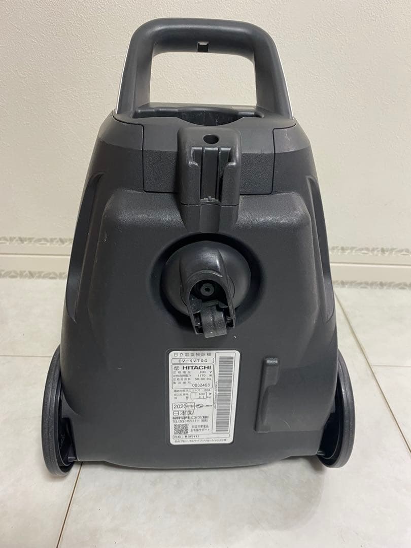 【美品】日立、軽量型❗️紙パック式掃除機(エアーノズル) CV-KV70G
