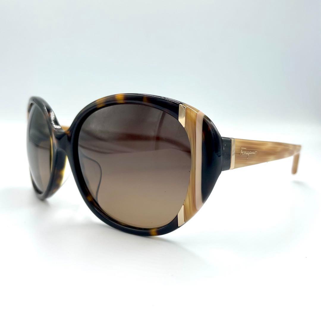✨美品✨Salvatore Ferragamo サングラス SF842SA