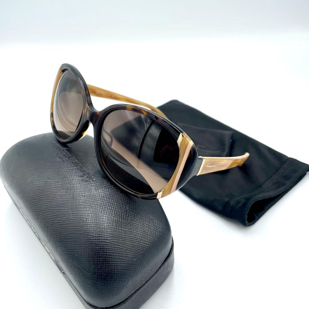 ✨美品✨Salvatore Ferragamo サングラス SF842SA