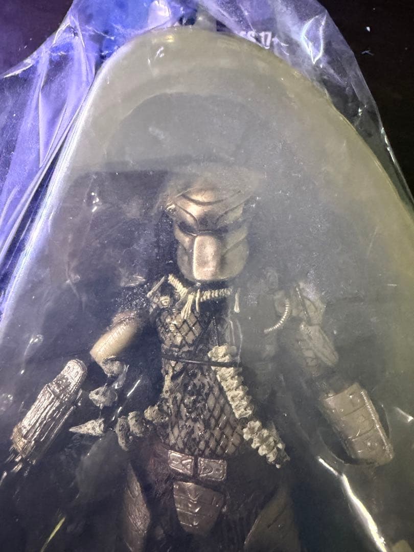 NECA Jungle Hunter Predator フィギュア 25周年記念