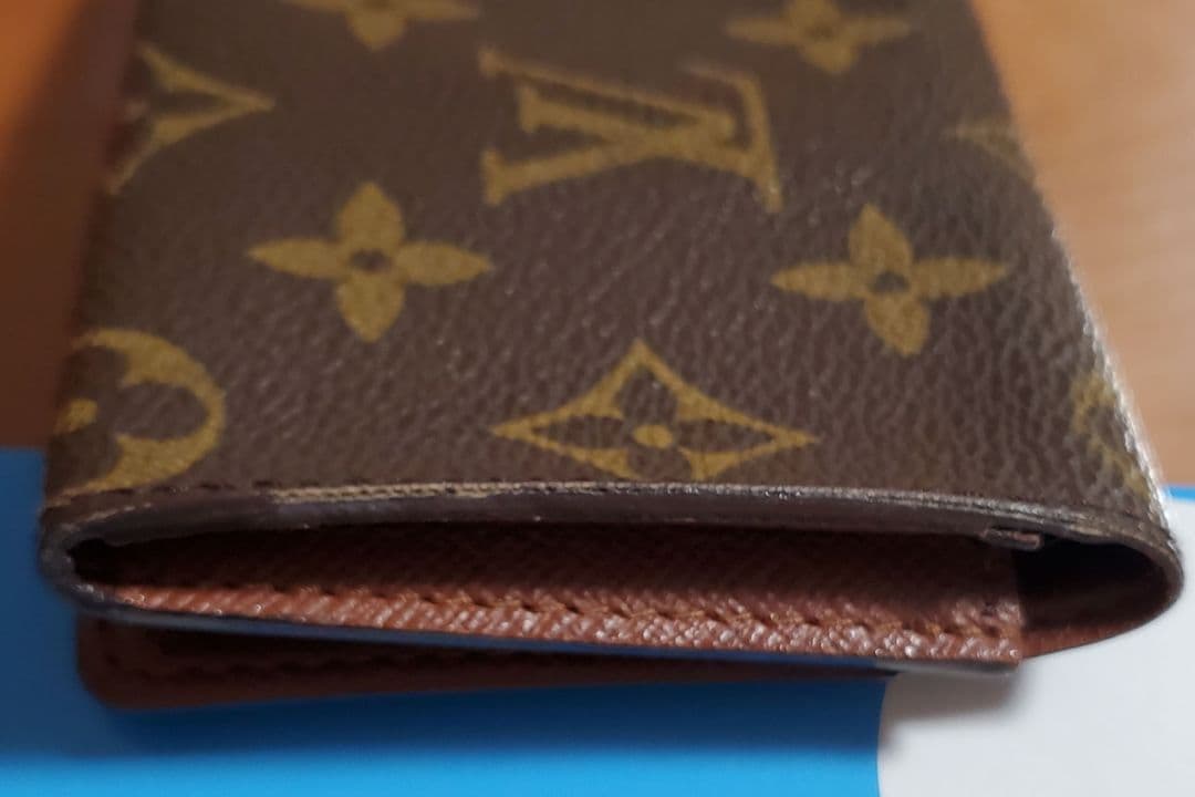 ルイヴィトン　名刺入れ　モノグラム　美品　　LOUIS VUITTON