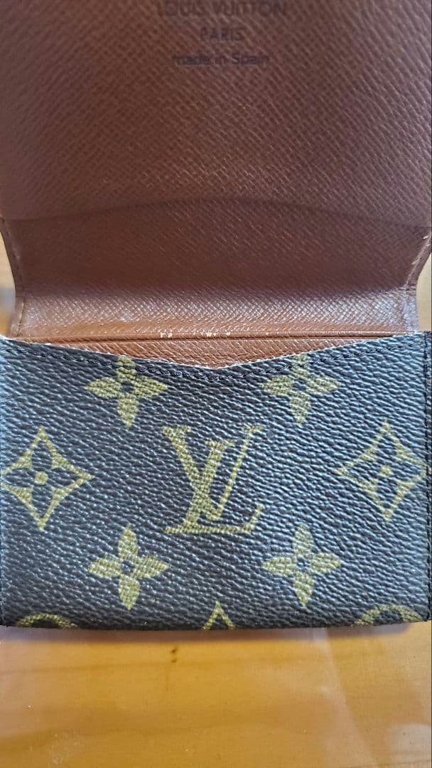 ルイヴィトン　名刺入れ　モノグラム　美品　　LOUIS VUITTON