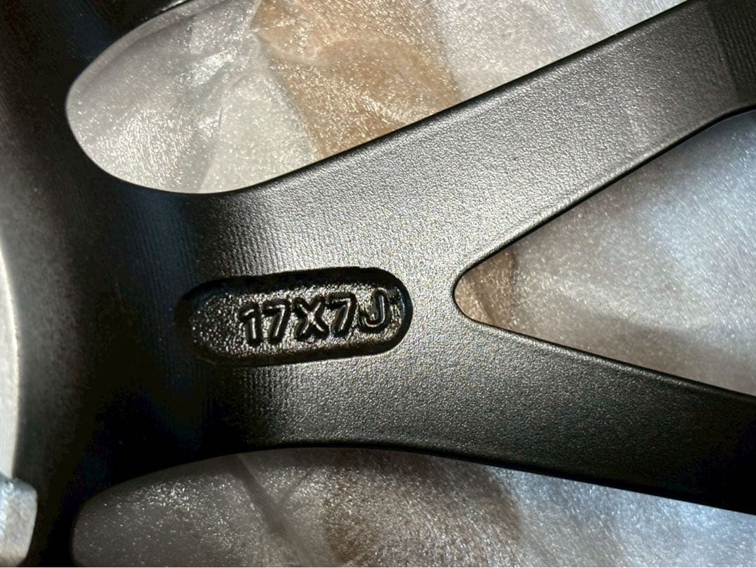 レオニスSK 17インチ4枚セット
