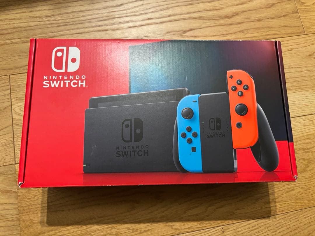 Nintendo Switch 本体 青・赤 Joy-Con付き