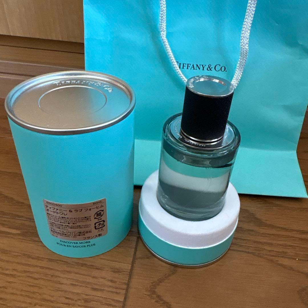 Tiffany &ラブフォーヒムオードトワレ