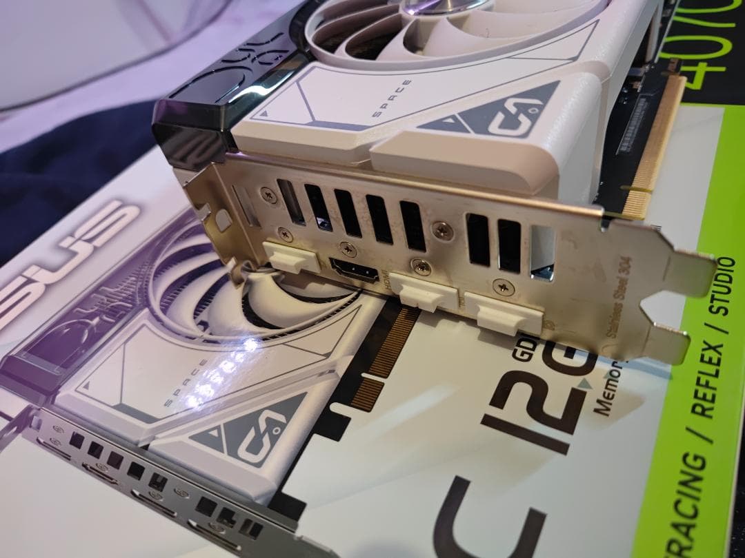ASUS 4070 DUAL OC ホワイト グラフィックボード 12GB