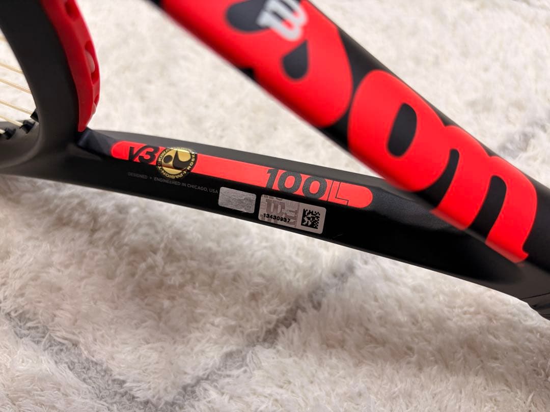 Wilson CLASH 100L V3 テニスラケット