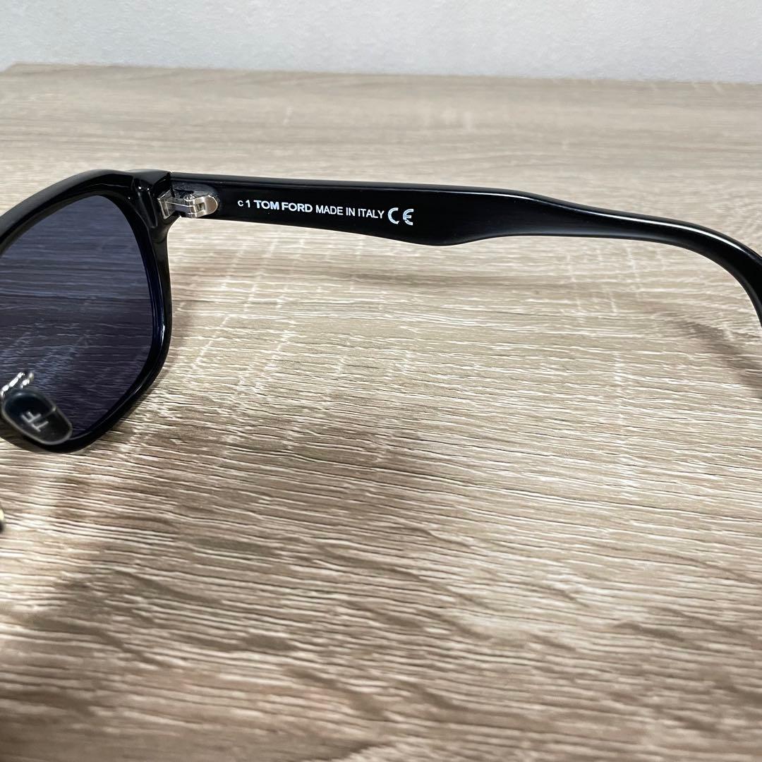 【美品】TOM FORD トムフォード