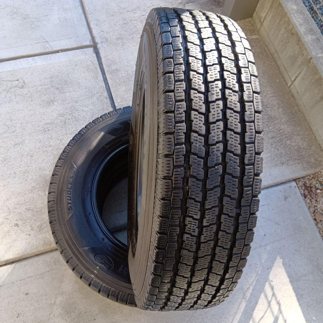 195/80R15 107/105L LT YOKOHAMA 3本での販売
