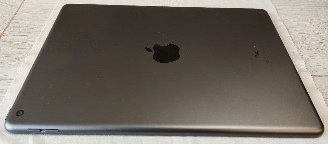 iPad 9世代 64GB グレー キーボードケース付き