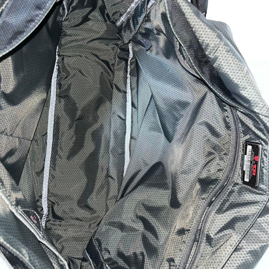 【美品】TUMI メッセンジャーバッグ A4サイズ収納可能　ブラック5570D