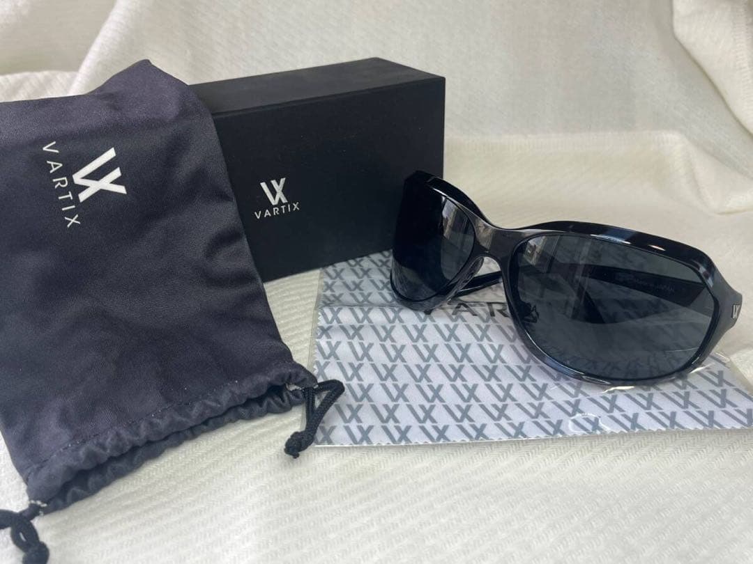 １００本限定 VARTIX×GACKTサングラス VX-i-01　ブルーデミ