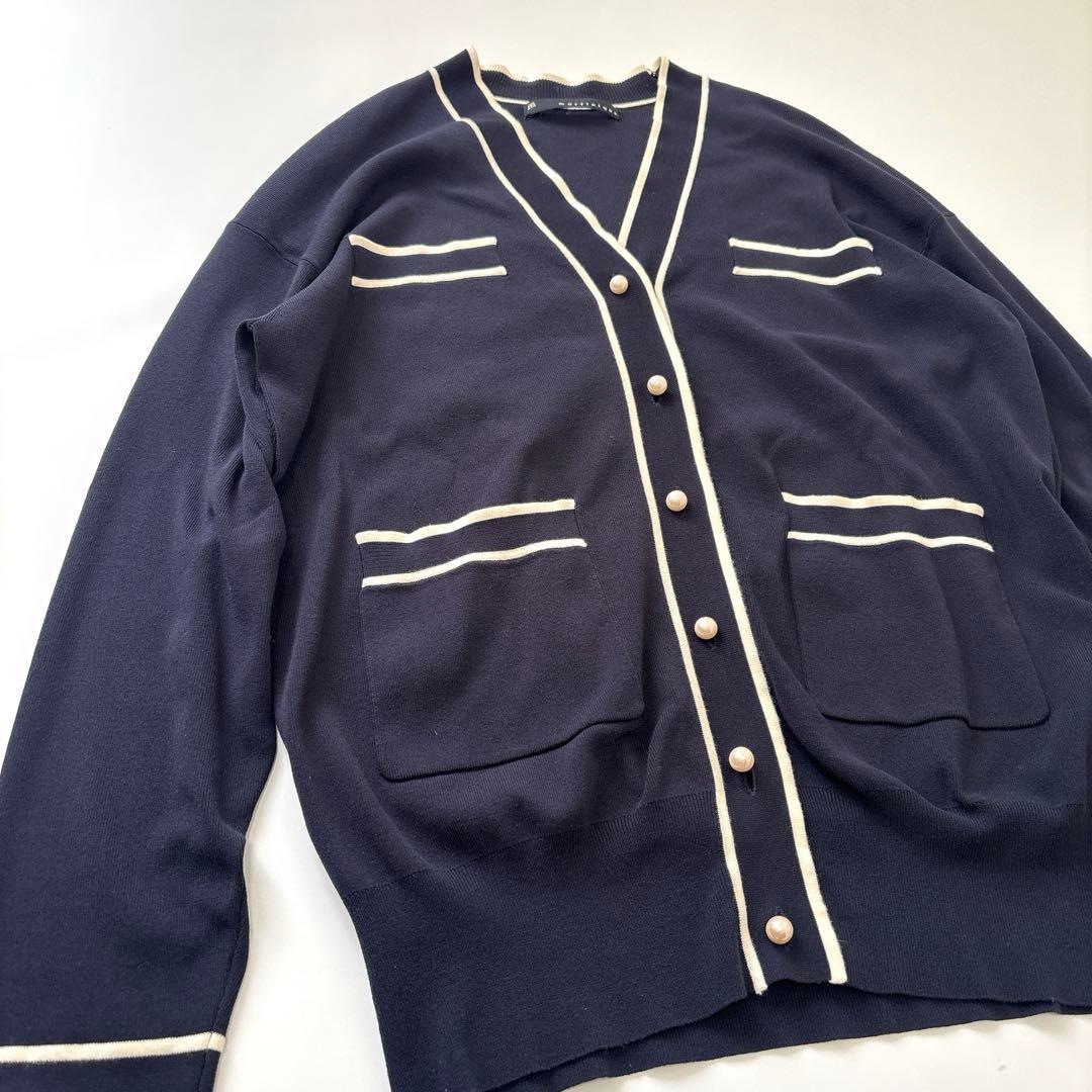 美品　マルティニーク　紺×白ライン　カーディガン　パールボタン　Ｖネック　上品