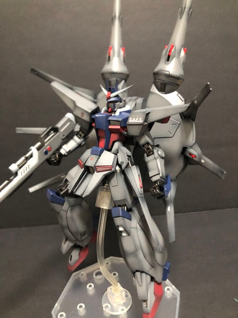 う*ん様 HGCE レジェンドガンダム　全塗装完成品　SEED バンダイ　ガンプ