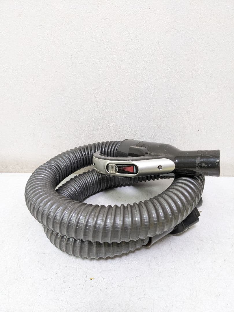 アイリスオーヤマ ECC-100CTK-S サイクロン式掃除機 ヘッド無し