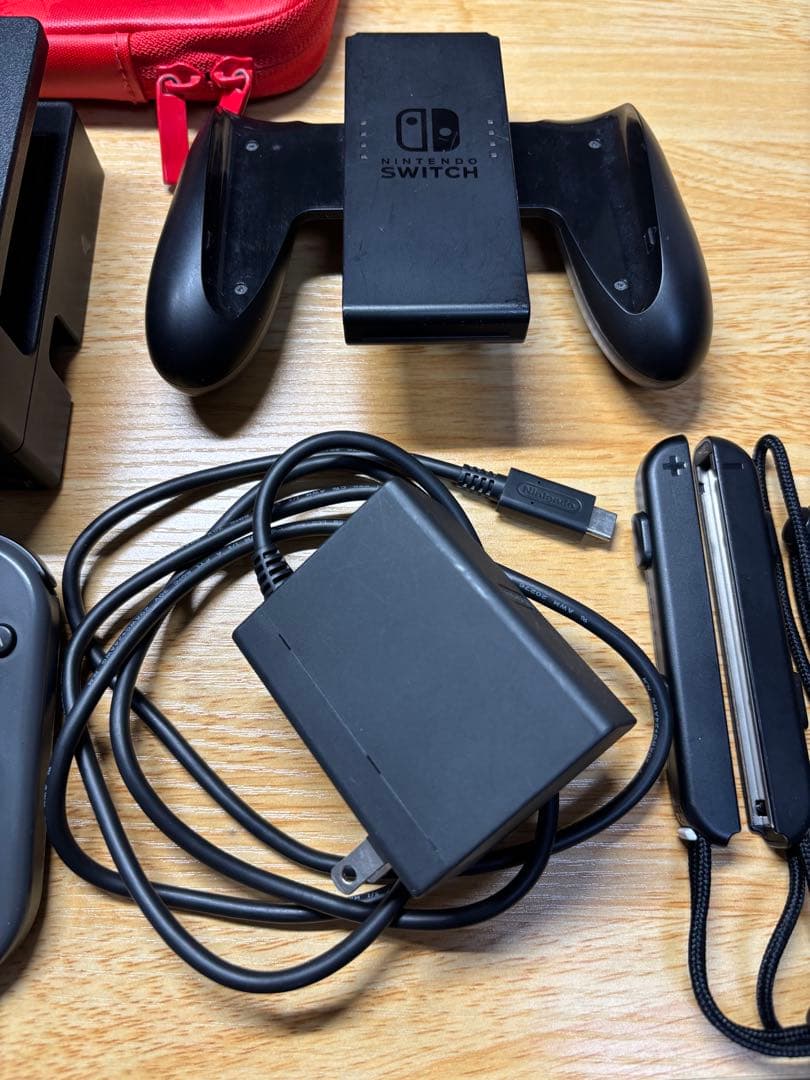 Nintendo Switch 本体 + SDカード64GB