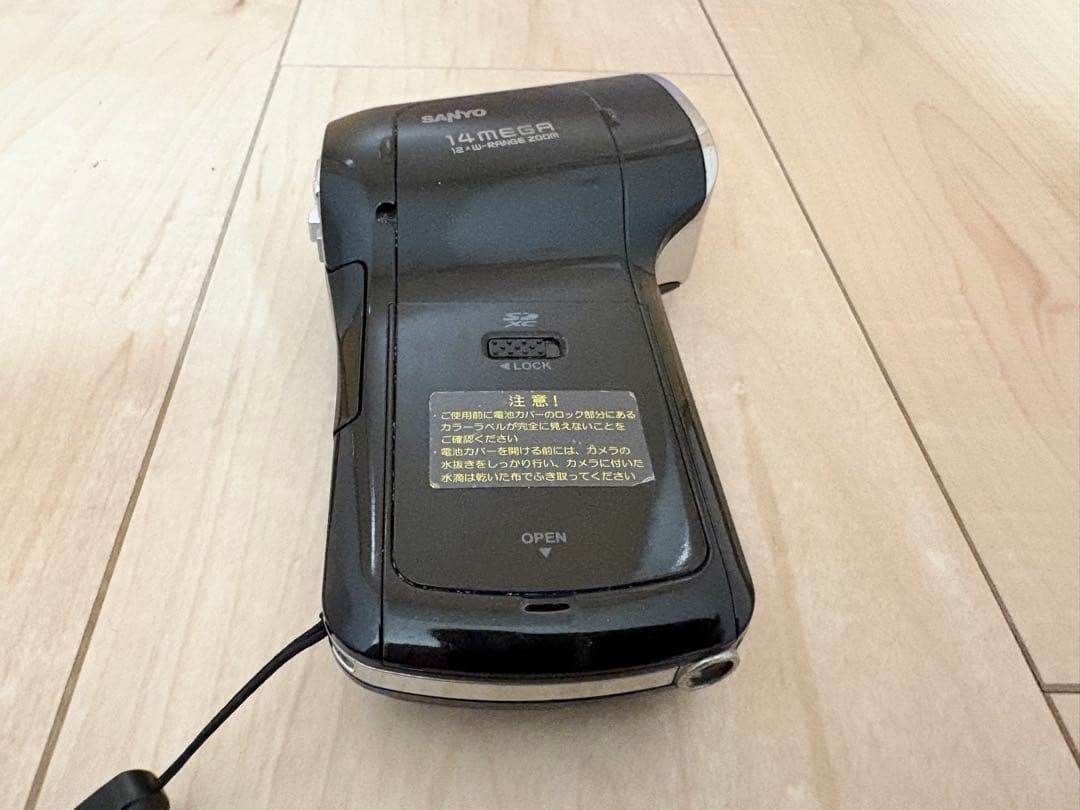 【動作確認済】SANYO Xacti DMX-CA100 防水デジタルカメラ