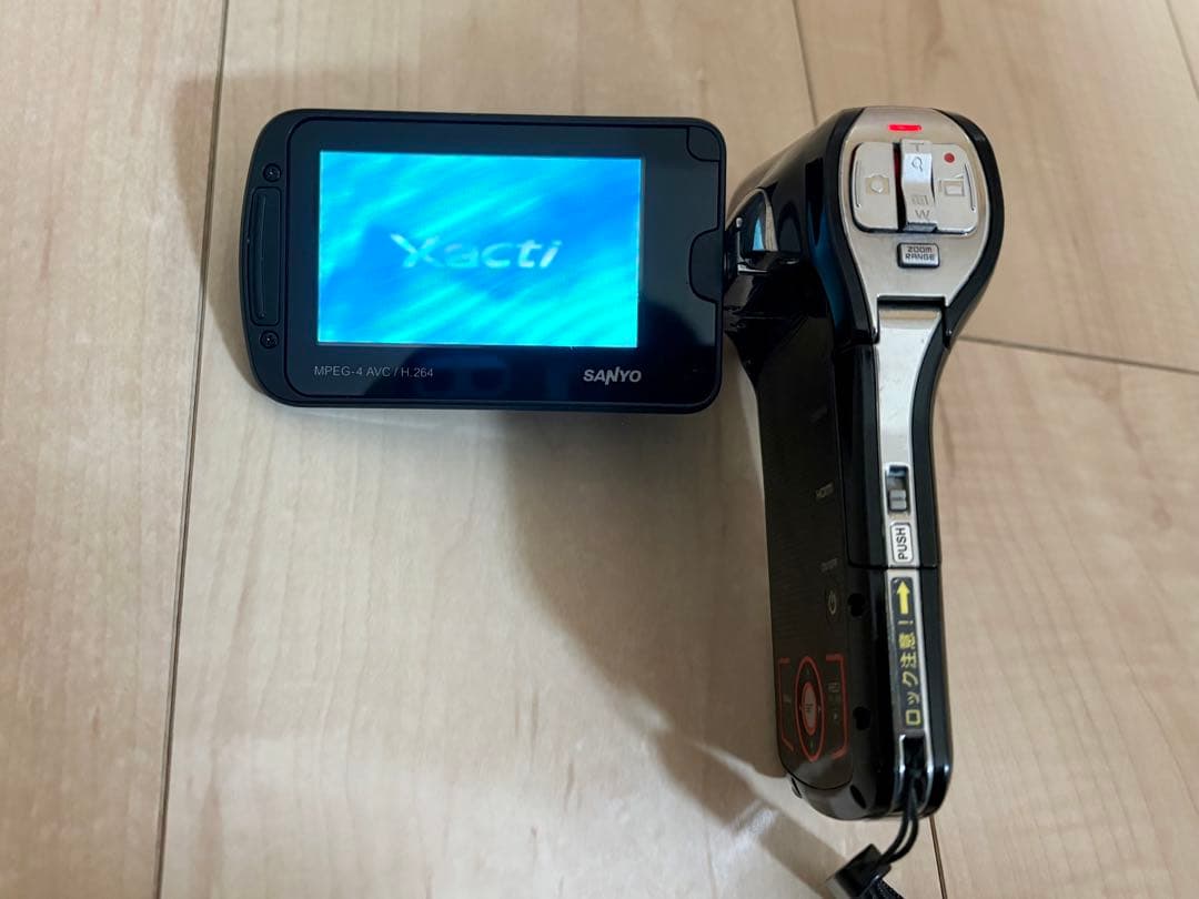 【動作確認済】SANYO Xacti DMX-CA100 防水デジタルカメラ