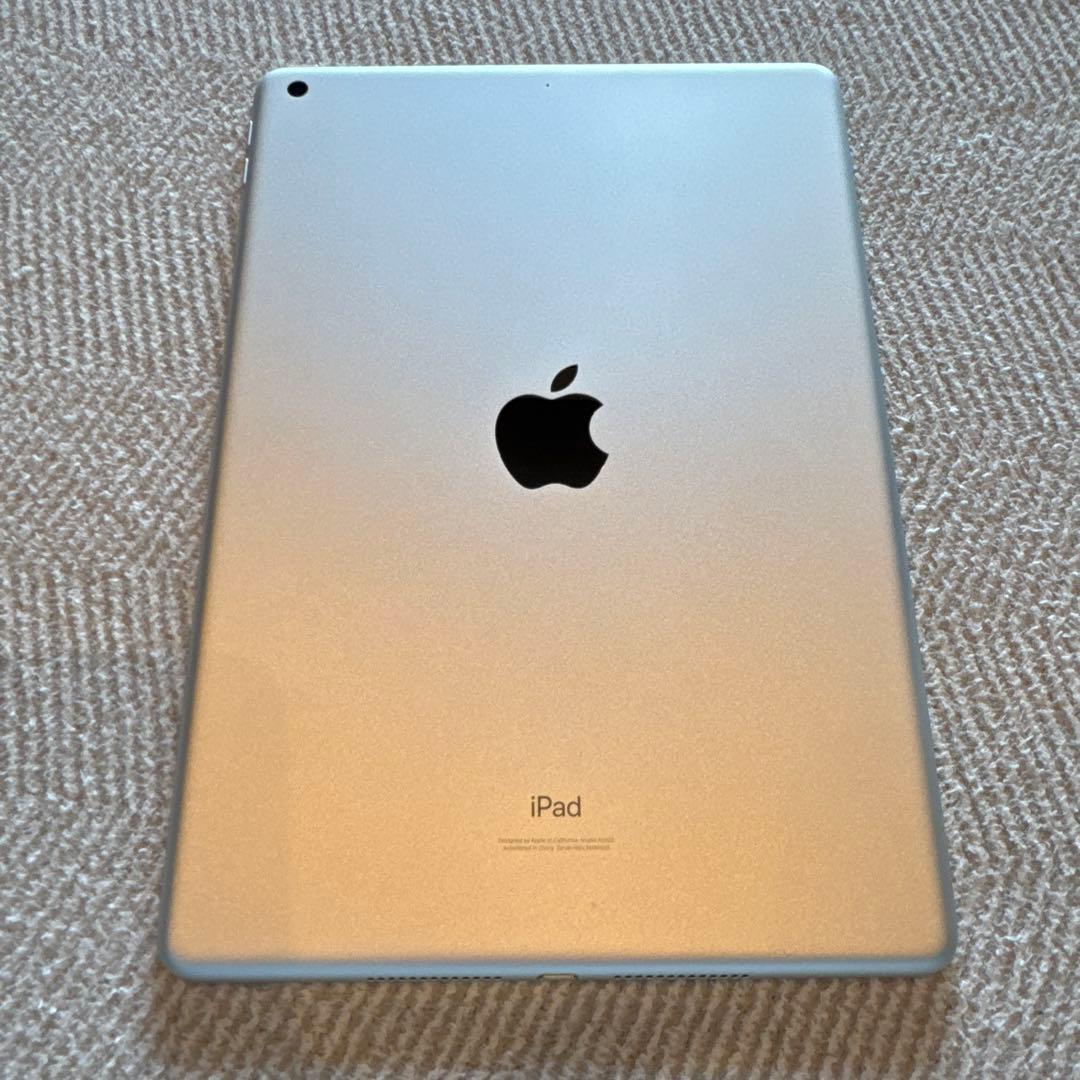 Apple iPad 本体 シルバー