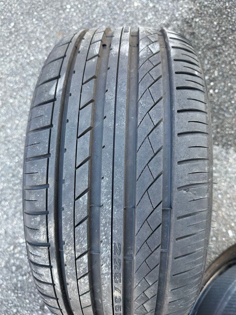 ハイフライ HF805 225/35r18 2本