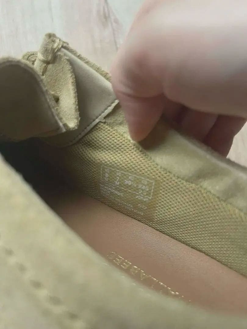 Clarks Wallabees ライトベージュ