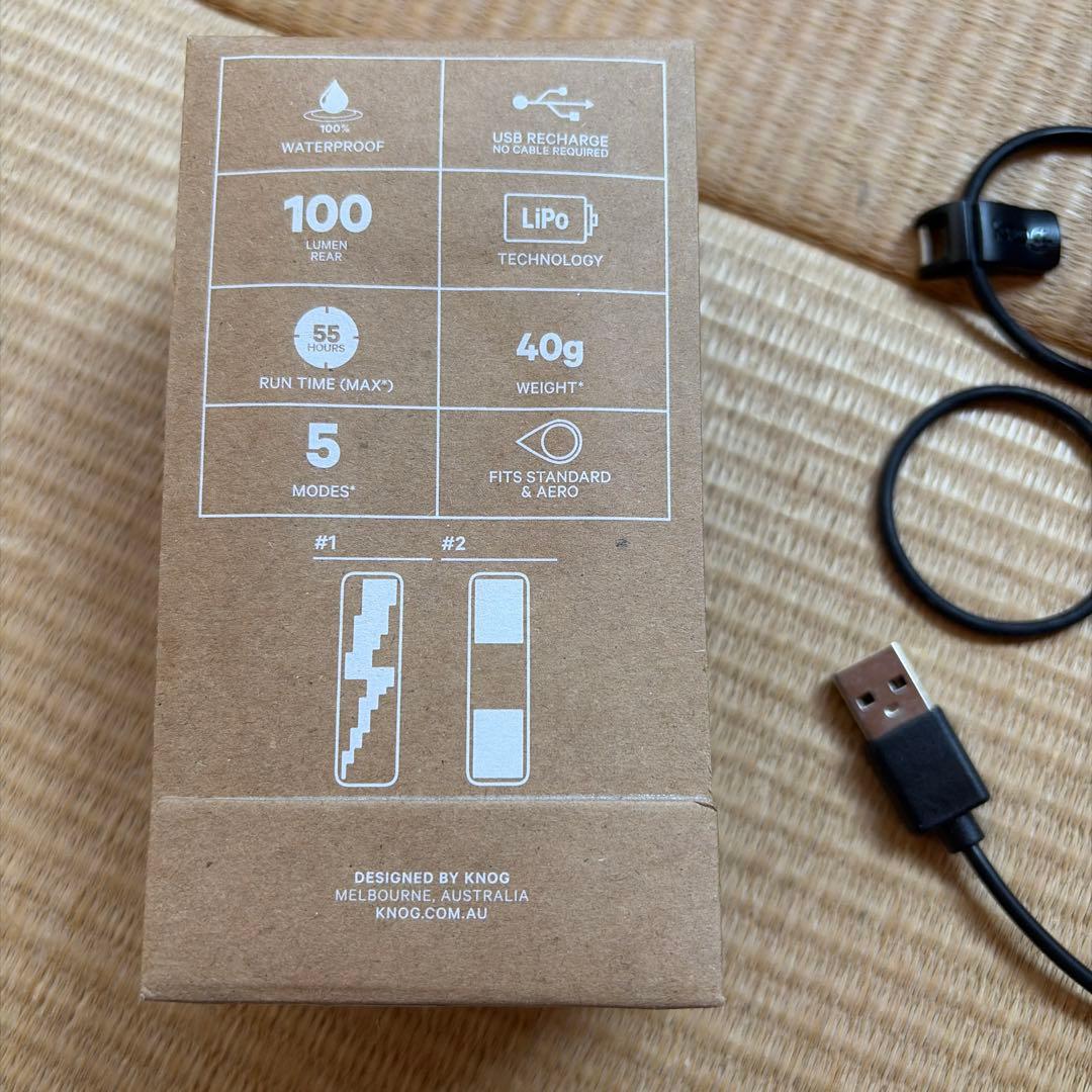 Knog Blinder V ブラインダーブイ リアライト