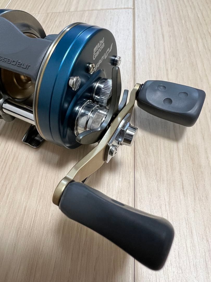 y*n様 希少　超美品　Abu Garcia 5601C4 ベイトリール　左巻き