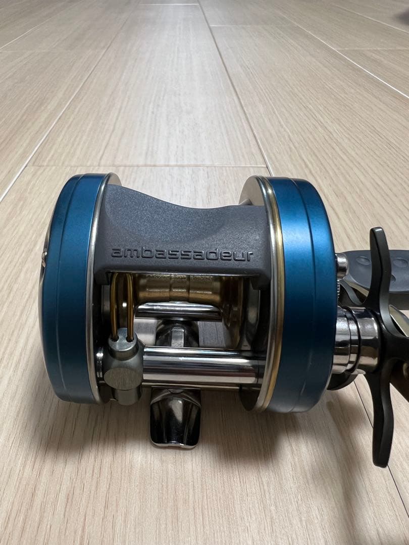 y*n様 希少　超美品　Abu Garcia 5601C4 ベイトリール　左巻き