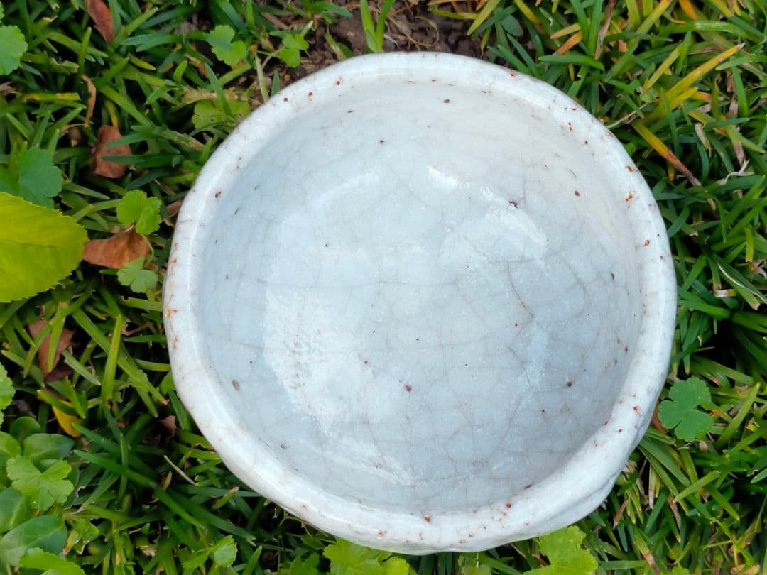 ♥やや大きな　志野　茶碗　在銘　骨董品