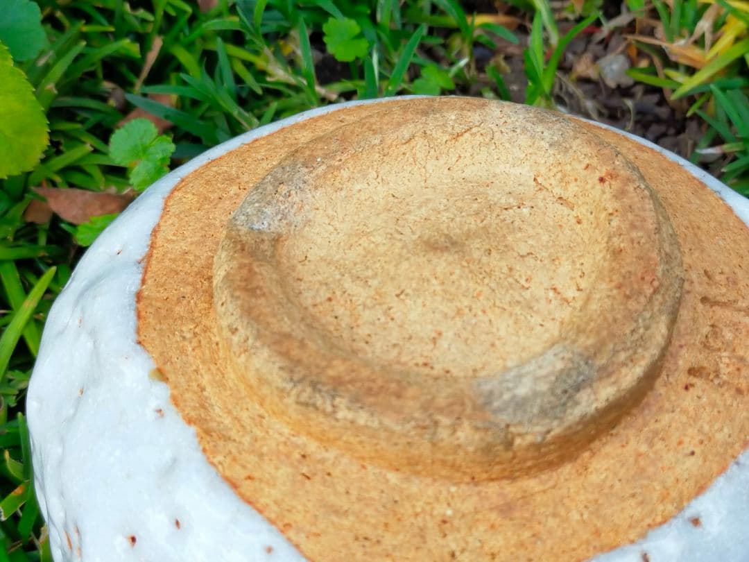 ♥やや大きな　志野　茶碗　在銘　骨董品