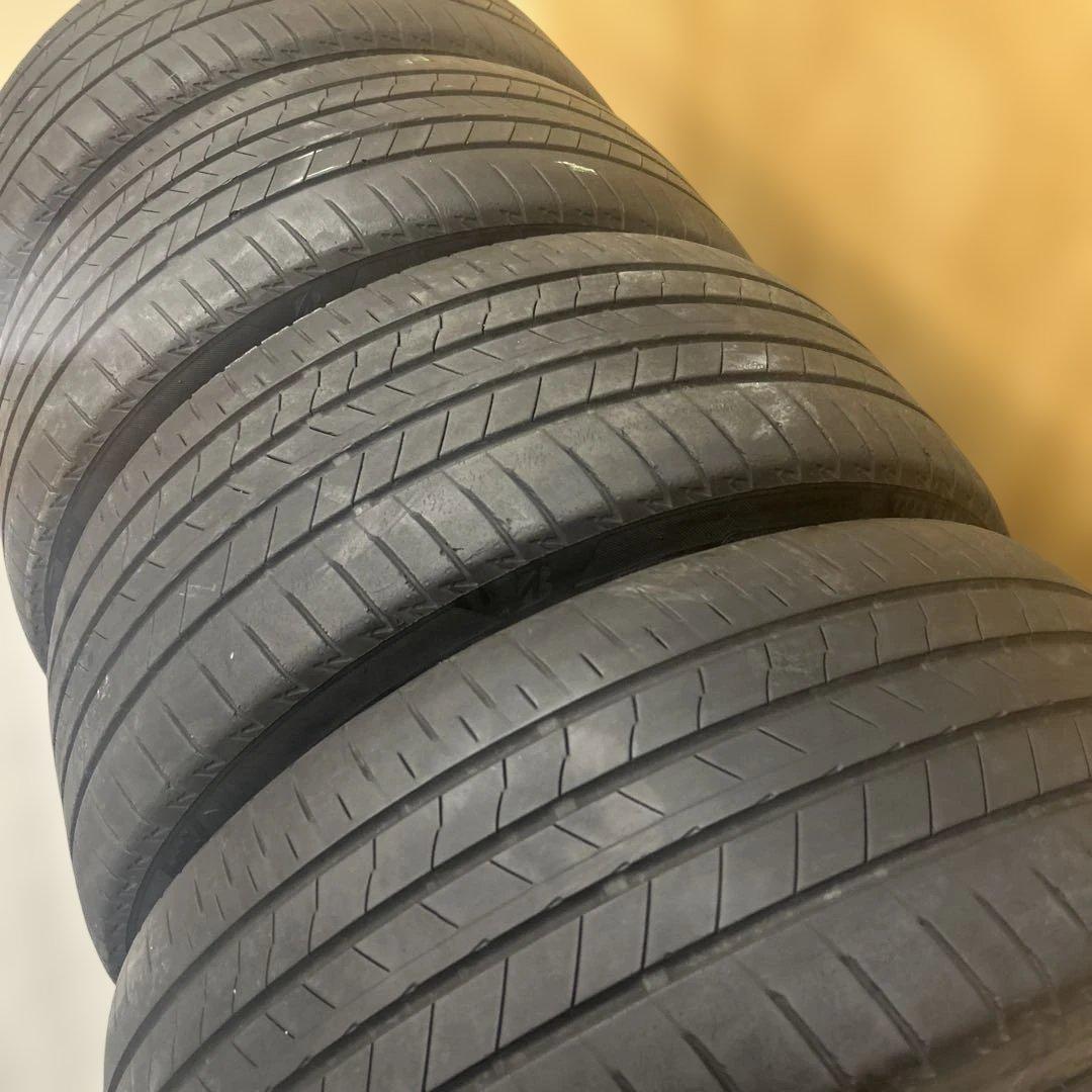 クラウン　レヴォーグ　レガシィなど　225/45R18 4本セット