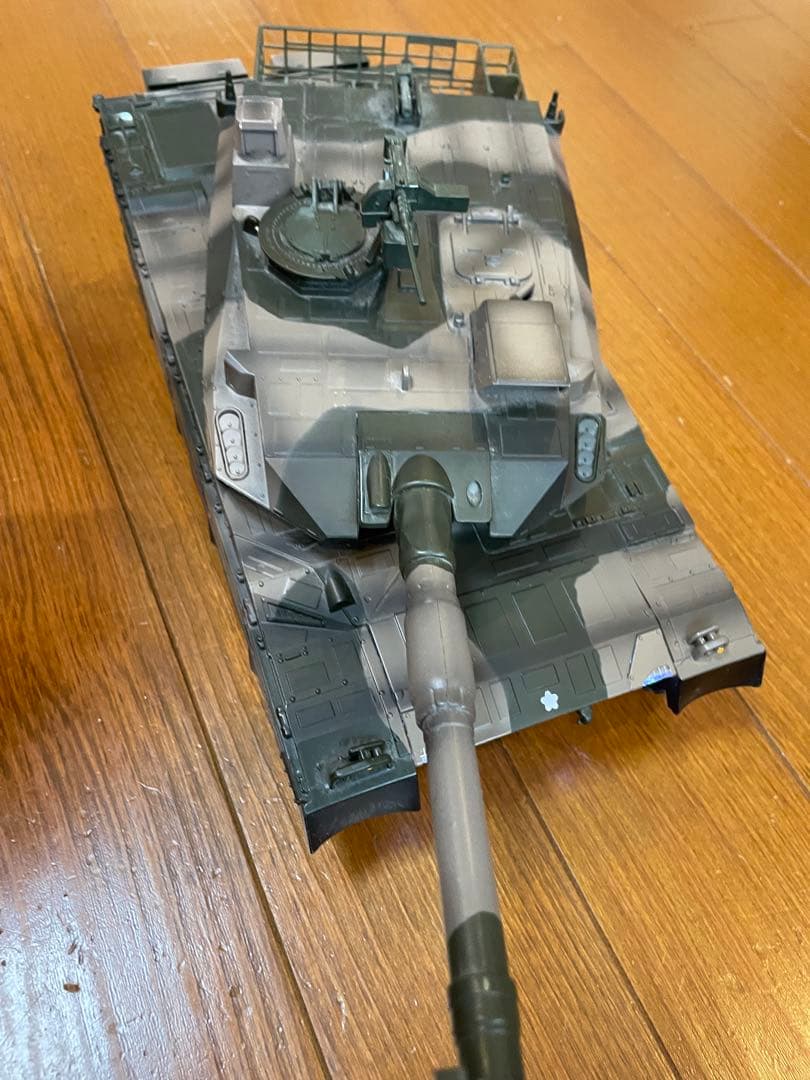 陸上自衛隊　74式戦車、10式戦車　セット