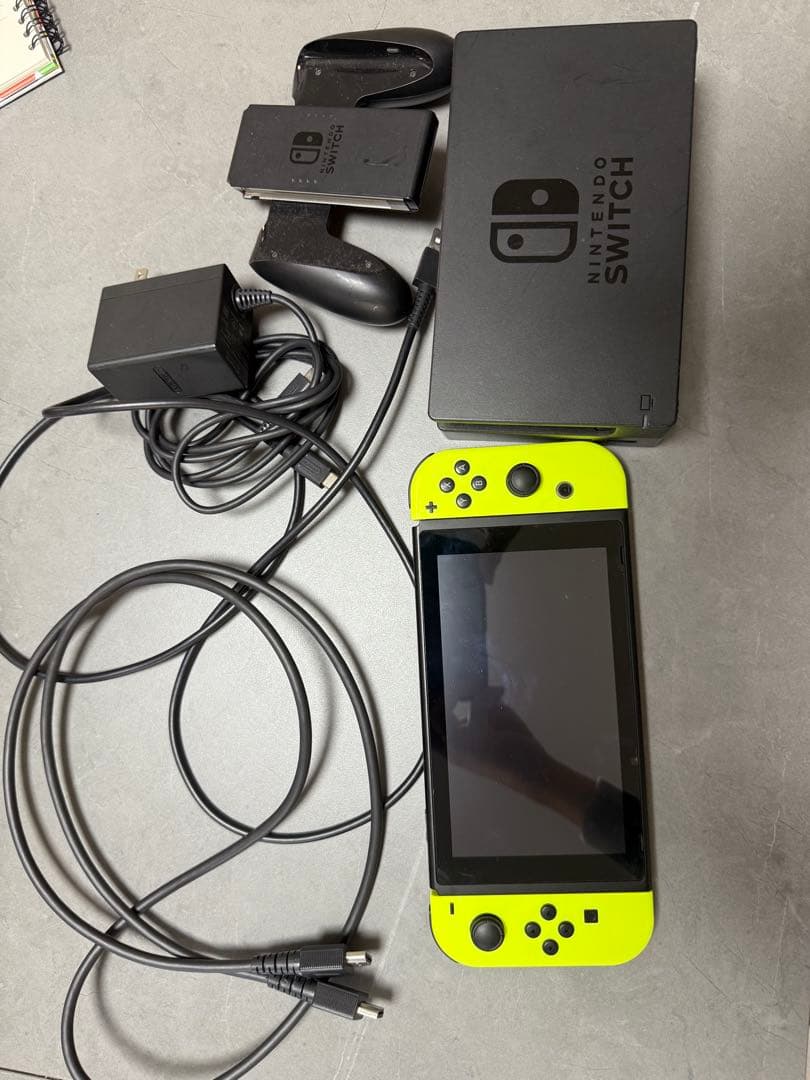 Nintendo Switch 本体 イエロー ACアダプター付き