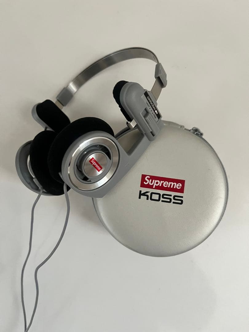 ヘッドホン Supreme KOSS Porta Pro Silver Headphones