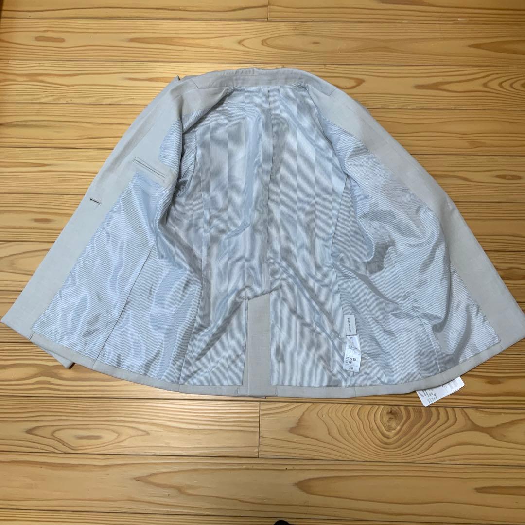 ラ トータリテ　未使用品　ライトベージュ コンシャスジャケット
