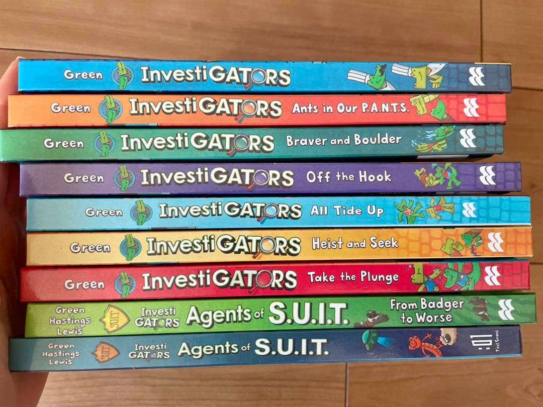 Investi GATORS Agents of S.U.I.T.9冊セット