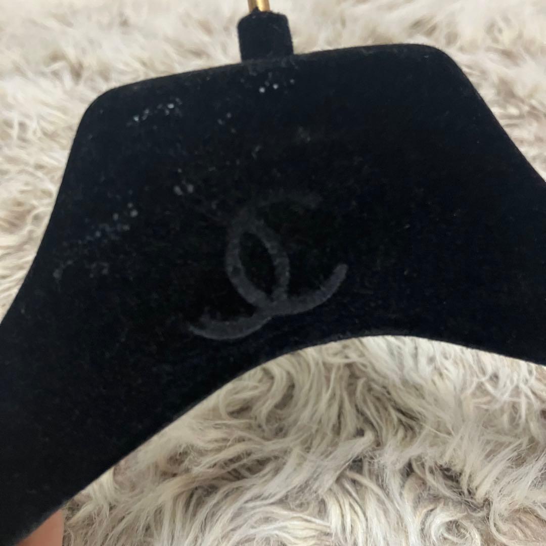 CHANEL ベロアハンガー　4本セット