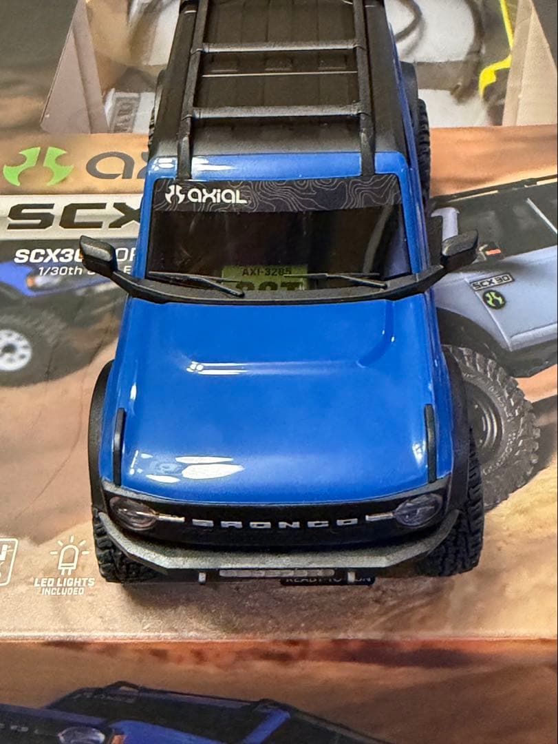 アキシャル　1/30 SCX30 FORD BRONCO