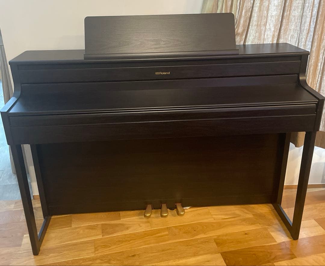 ローランド　HP704-DR 電子ピアノ　2019年製 ダークローズウッド調
